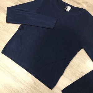 NWOT - H&M Divided Navy Crop Sweater